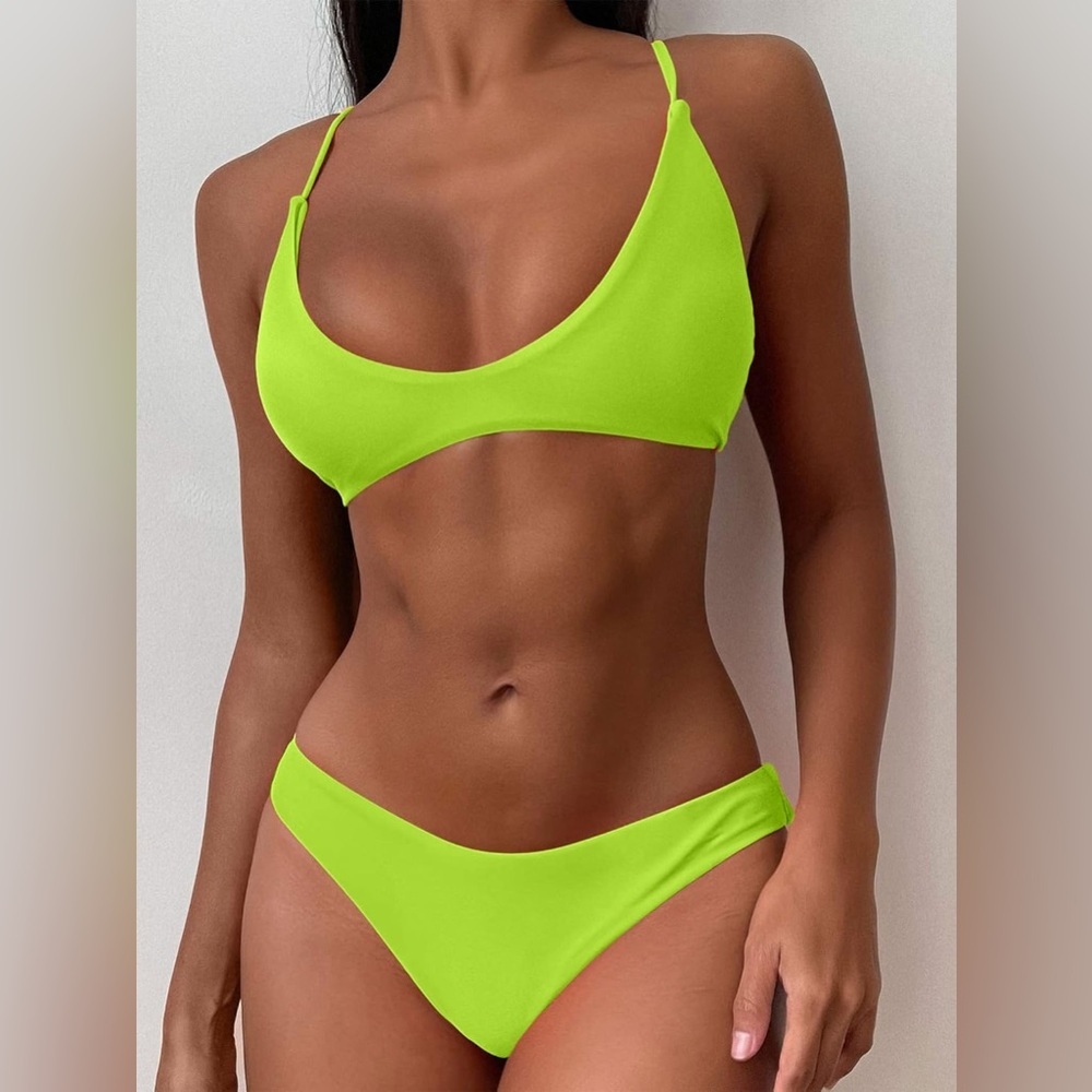 Women’s Neon Halter Bikini Set NWT Size 4 or XS